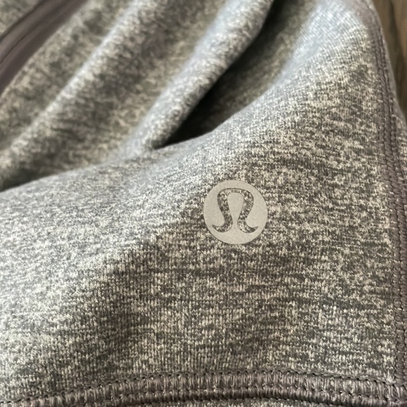Lululemen grey very good used condition - Picture 6 of 6